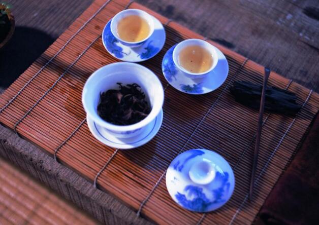 茶之色香味